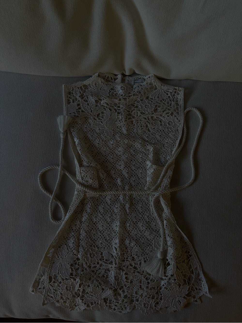 HM EDITION Lace White tunic with tie waist
